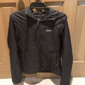 Patagonia puffer sweatshirt with hood